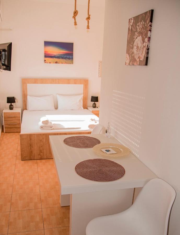 Athina Secret Apartments Adults Only Heraklion (Crete) Exterior foto